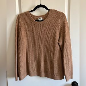 Old Navy knit sweater. Size XL